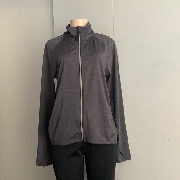 All in motion top size M - Picture 1 of 7